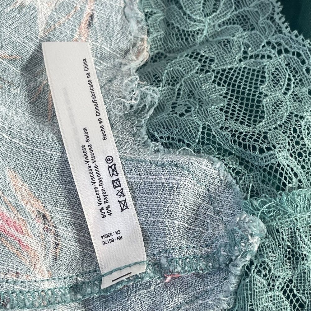 Intimately Free People Bellflower Teal Floral Lace Tank Sz M - Picture 7 of 8
